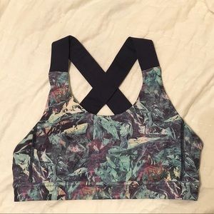 Lululemon sports bra - cross back jungle print - 8